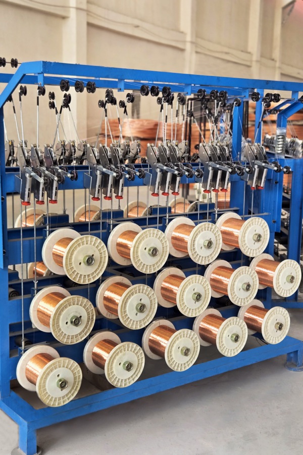 Photo from the Nesil Cable production floor, 1